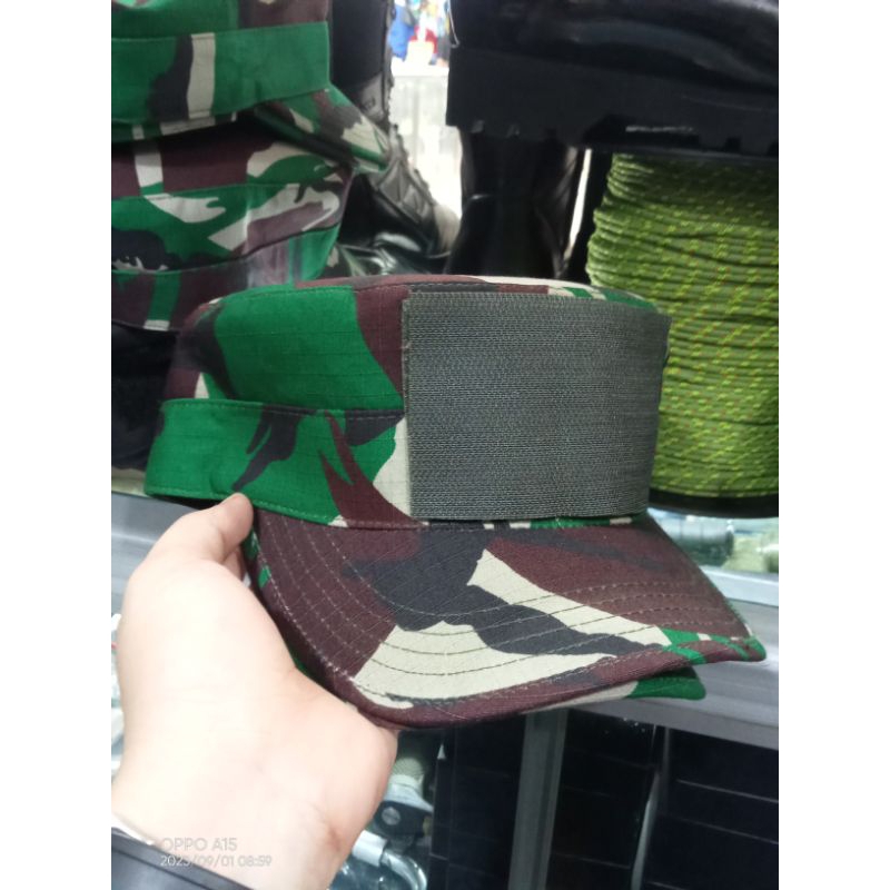 Topi komando TNI jatah pembagian Topi PDL TNI