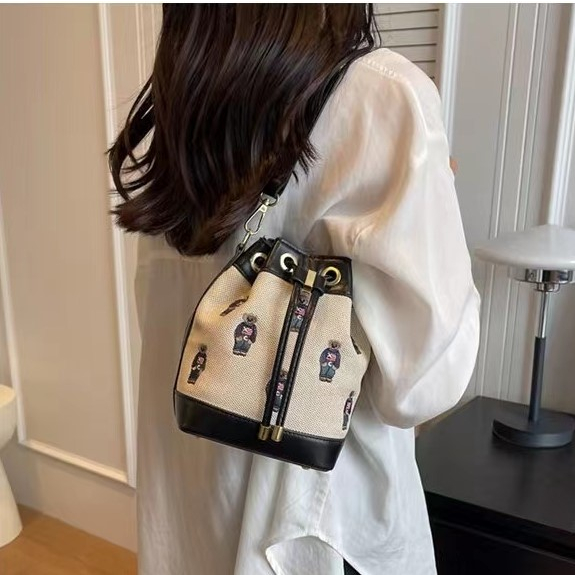 IMPORT KOREA BAHAN LEBIH TEBAL TAS SERUT WANITA TAS IMPORT  Z12170