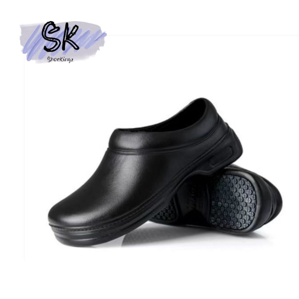 Sepatu Kitchen / Chef Shoes Wako Anti Slip Hitam 9031