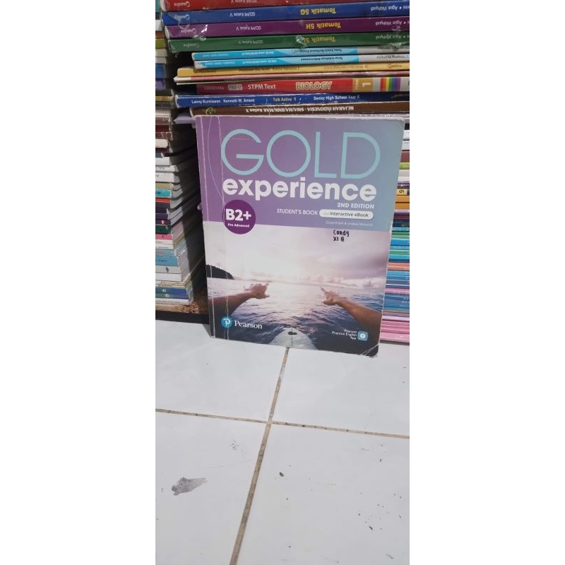 Gold Experience B2+ Student book