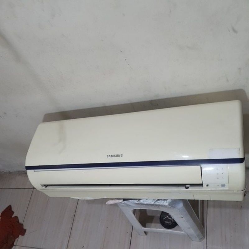 Second Ac Indoor Samsung 1,5 PK ( Mulus Dan Ori)