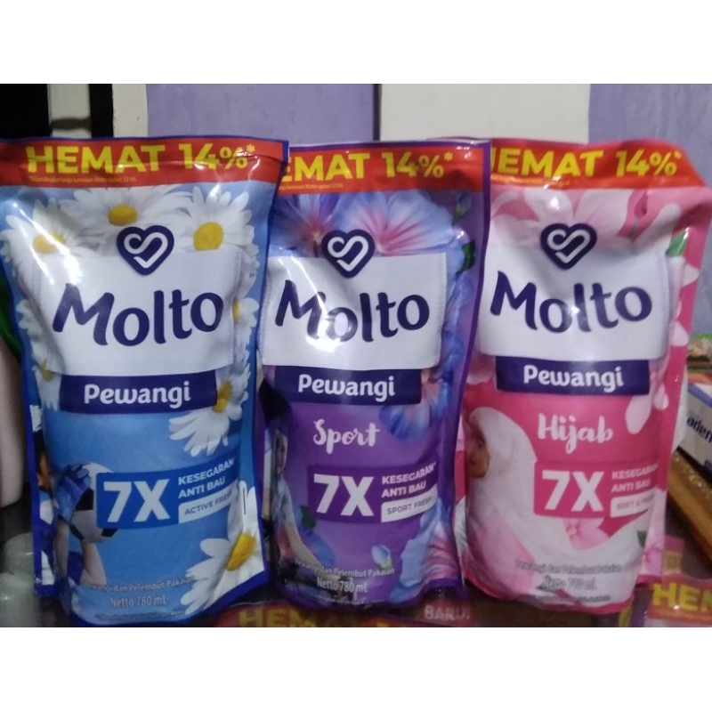 molto pewangi pakaian 780ml