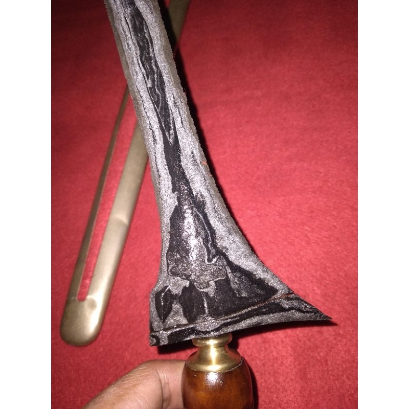 KERIS PULANGGENI LURUS