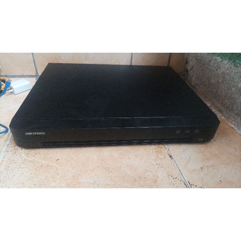 Dvr hikvision Ds-7216HQHI-k2