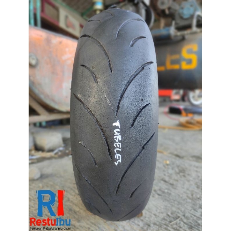 Ban Tubeles Maxxis MA-R1 120/70-12 Soft Compound