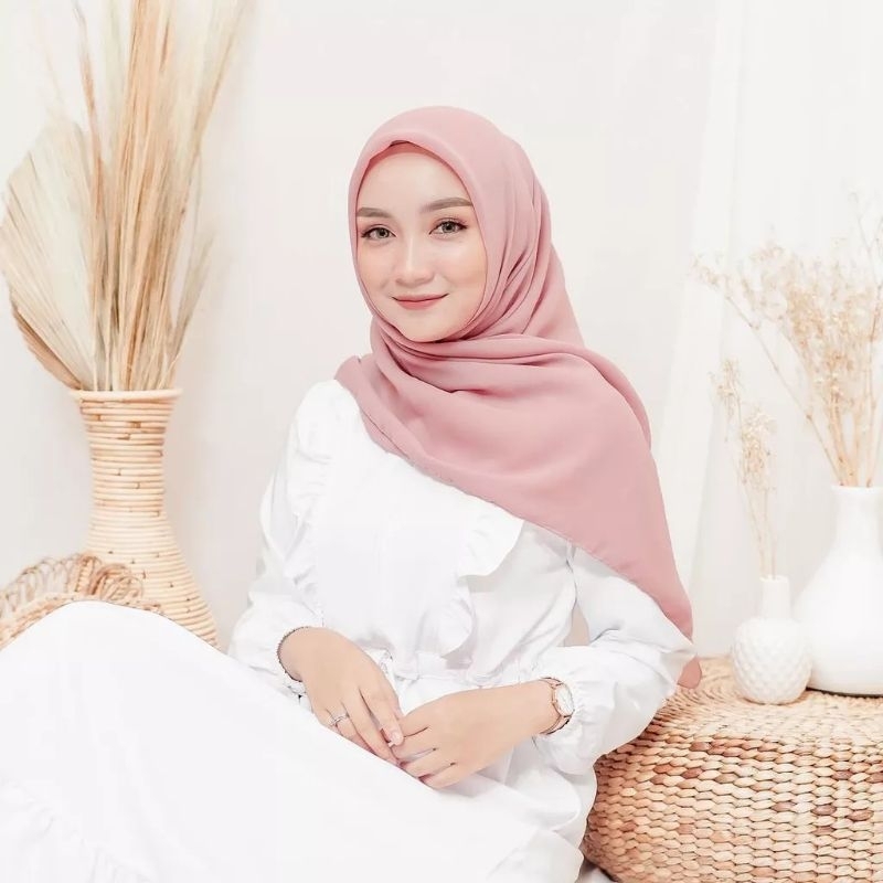Jilbab Bella square segi empat Dusty Pink