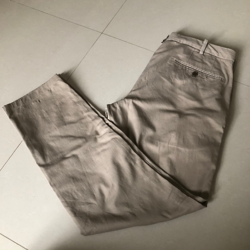 preloved chino uniqlo