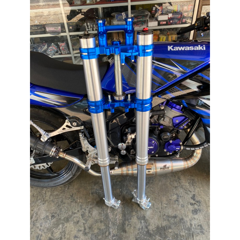 USD Realjump MGV 2023 tripel clamp model HT PNP Wr155