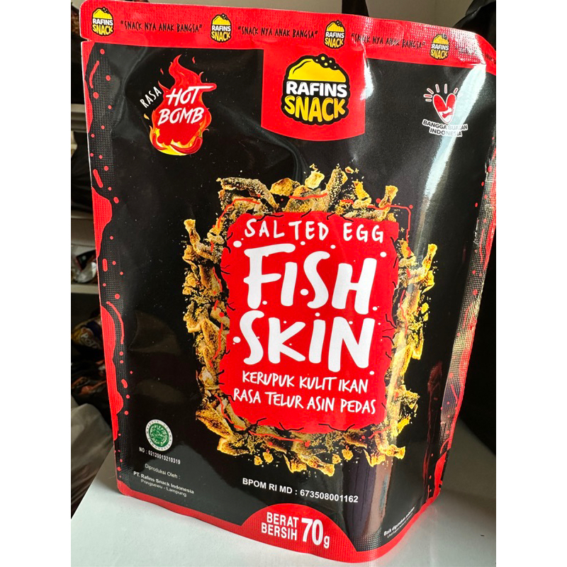 

Rafins Snack spicy salted egg fish skin