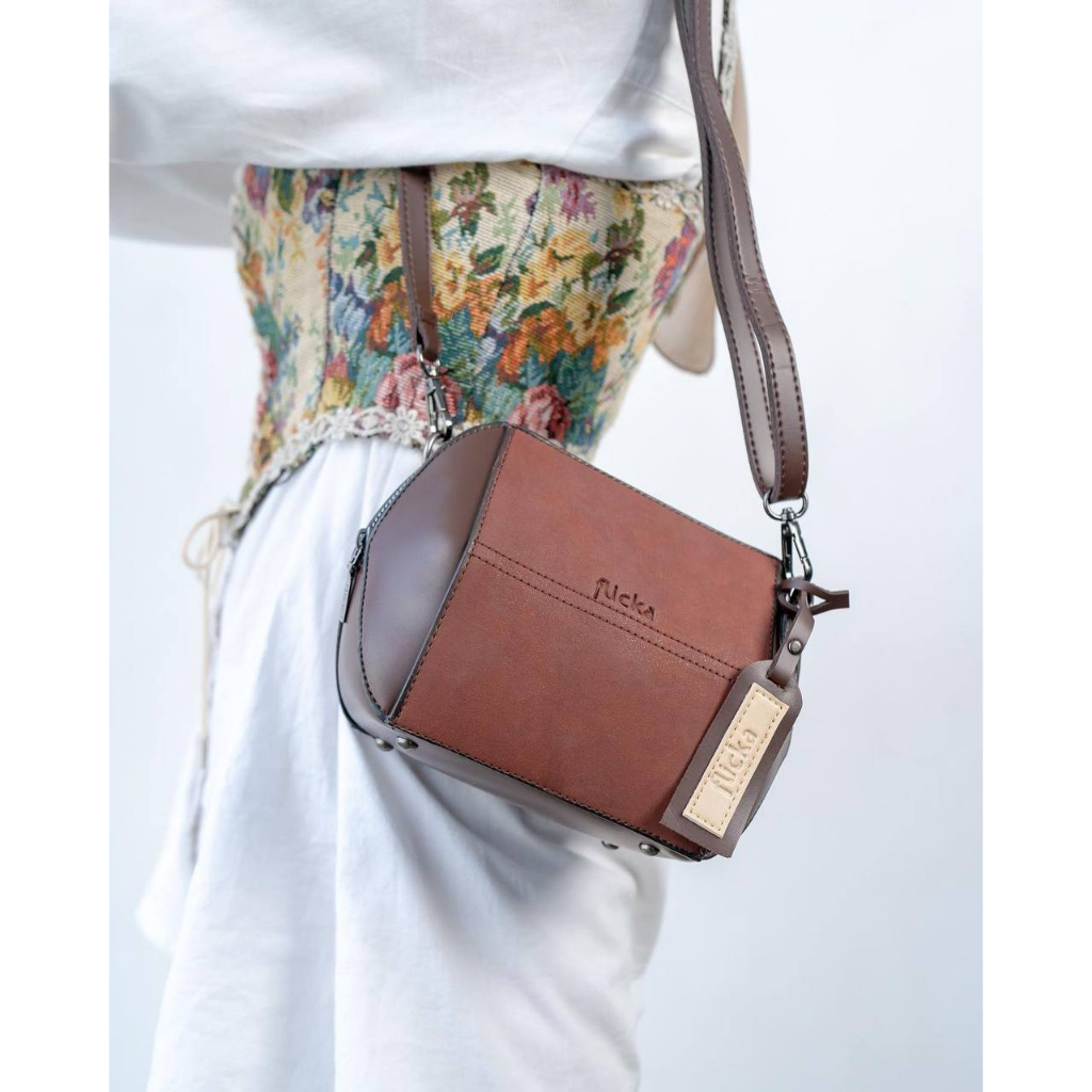 Tas Wanita Sling Bag Flicka Kode DD 20