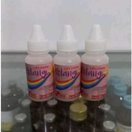 Essen ikan mas Pelangi water cream essen beraroma wangi amis gurih pengumpul ikan dll.