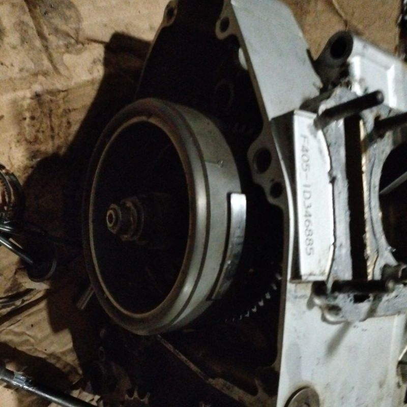 Krankase kiri dan no rangka Suzuki Thunder 125