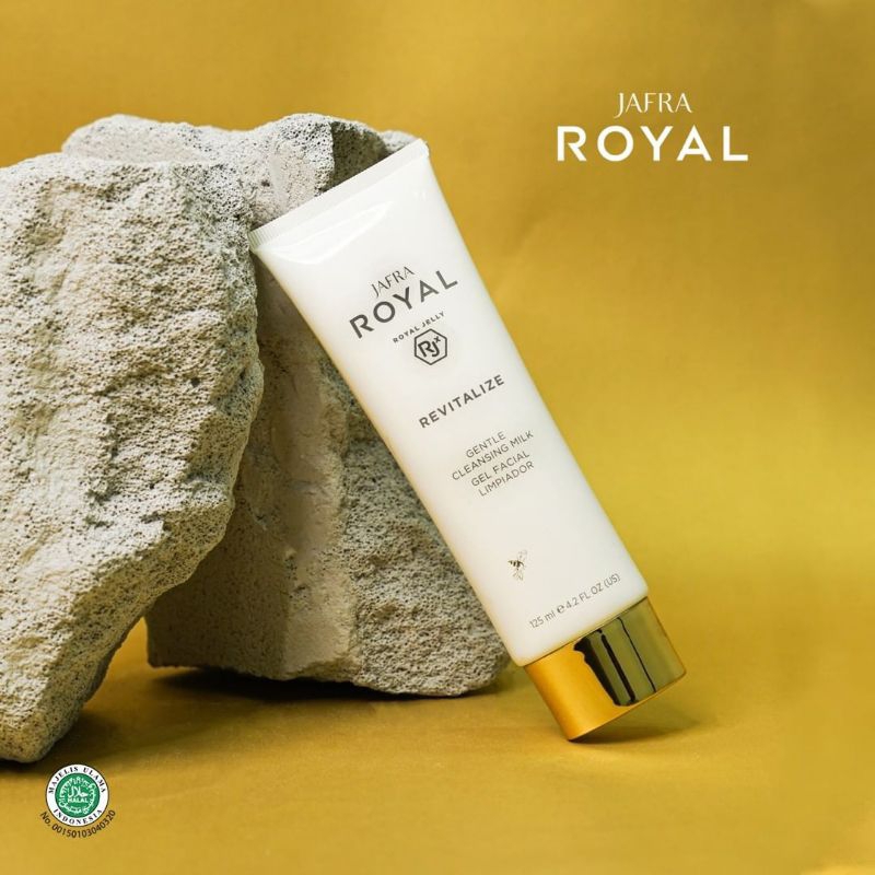 Jafra Royal Jelly Revitalize Gentle Cleansing Milk