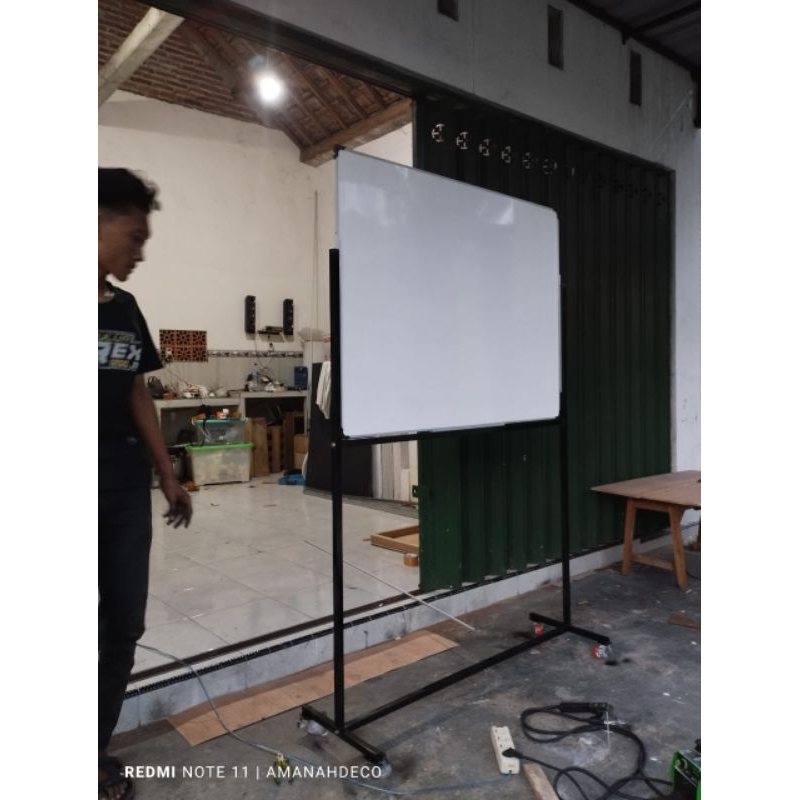 

Papan tulis standing kaki 2 sisi putih dan putih | WHITEBOARD standing 120 x 80 putih putih atau 2 sisi FREE SPIDOL & PENGHAPUS