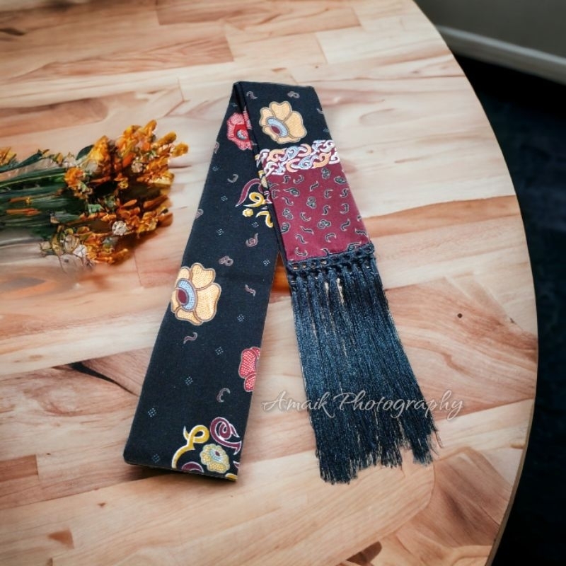 Syal Batik Besurek Bengkulu