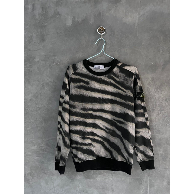 stone island camo tiger