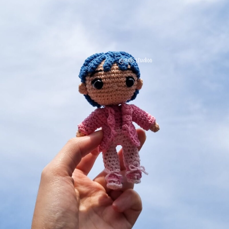 [READY STOCK] V BTS CROCHET DOLL