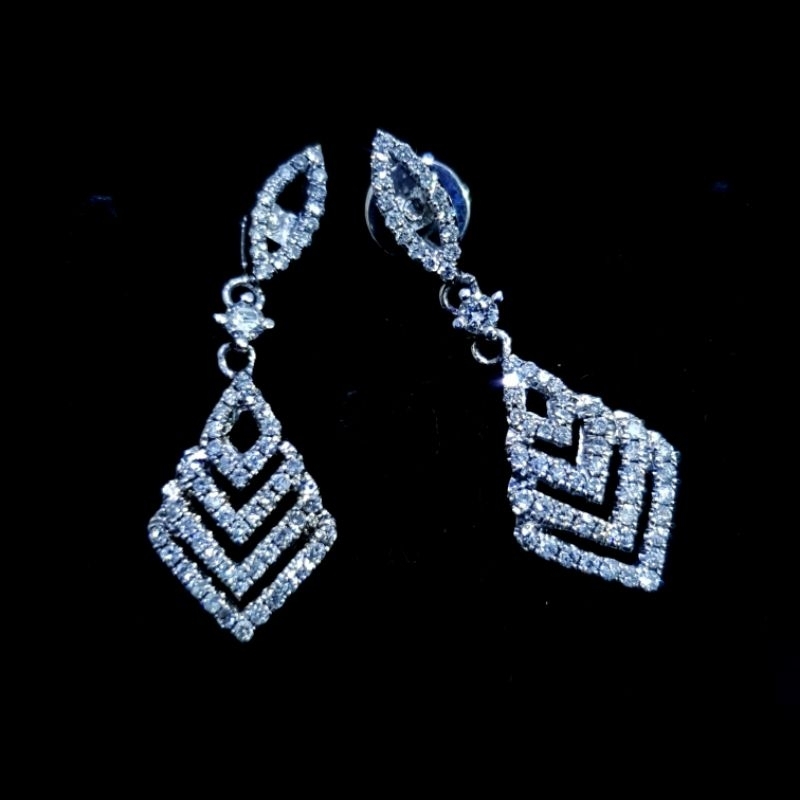 Anting Emas Putih Berlian Eropa Tusuk Fashion