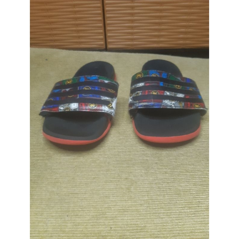 Preloved sandal adidas ori (33)