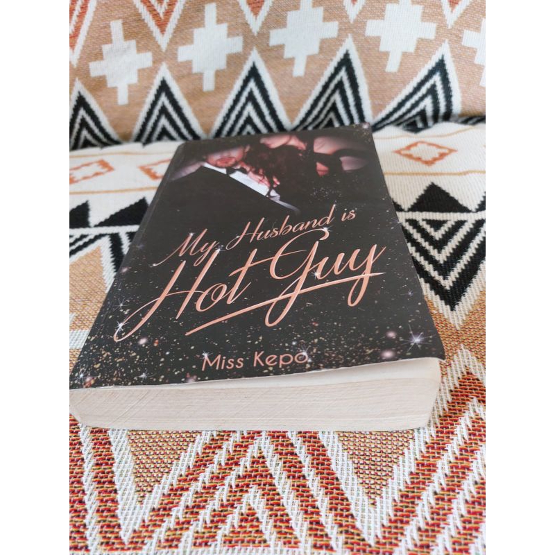 Novel My Husband Is Hot Guy