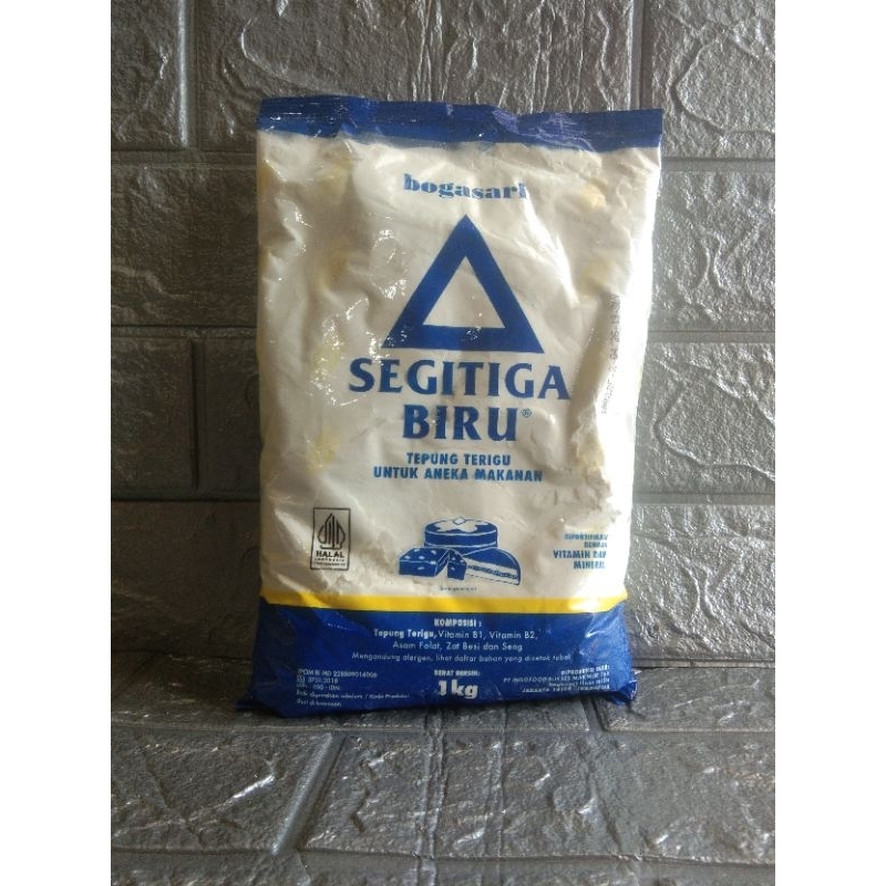 

Tepung Terigu Segitiga Biru 1kg