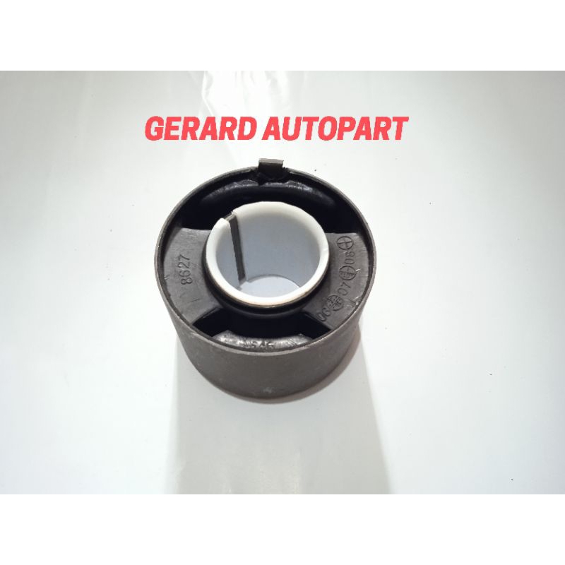 BUSHING CABIN DEPAN CANTER PS125 TURBO