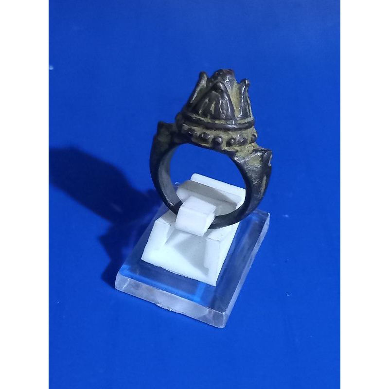 Cincin Kuno Mahkota Kerajaan Perungu Barang Antik