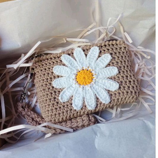 Dompet koin rajut motif daisy/ dompet kecil rajut /domko rajut