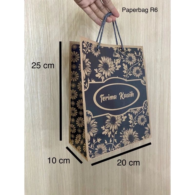 

PAPER BAG R6 BATIK 20X10X25
