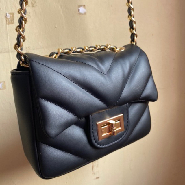 (PRELOVED) tas Merche hitam sling bag trisha mini
