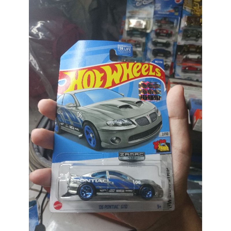 hot wheels zamac pontiac gto, alfa romeo