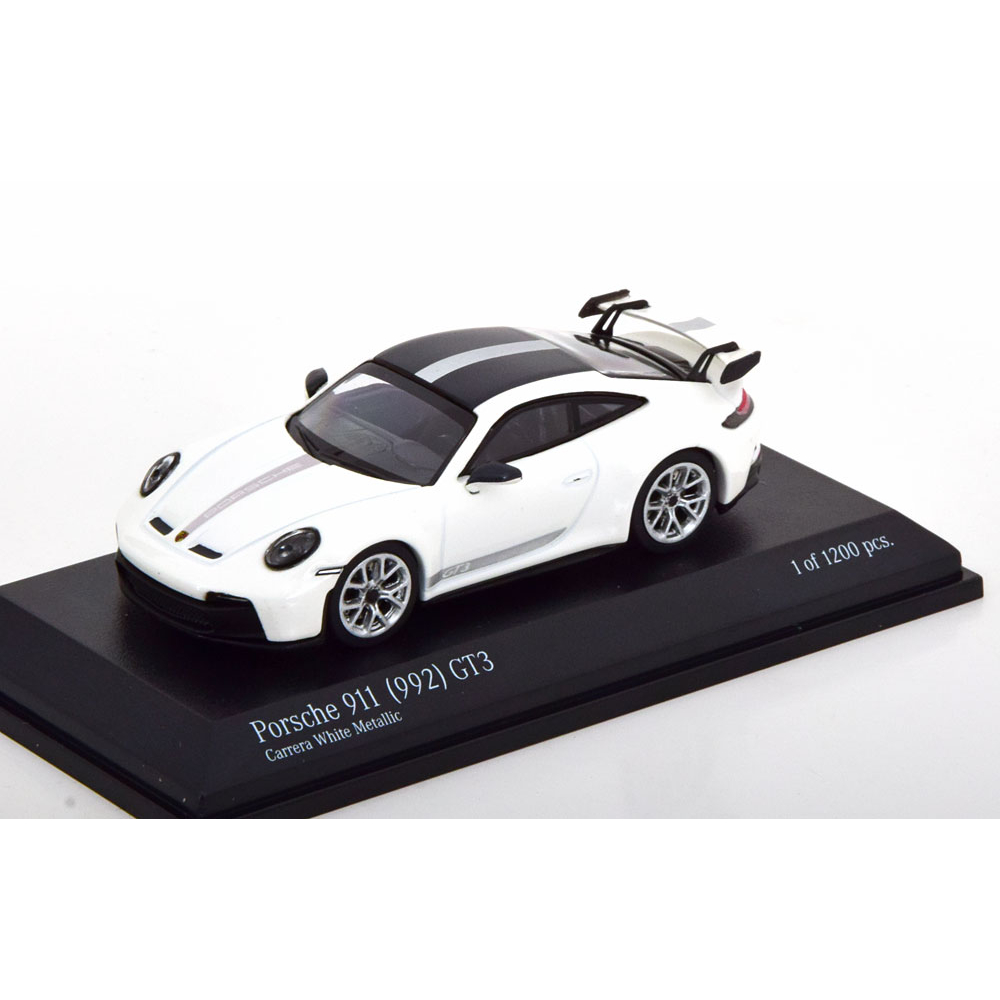 Diecast Porsche 911 (992) GT3 2021 White 1:64 by Minichamps