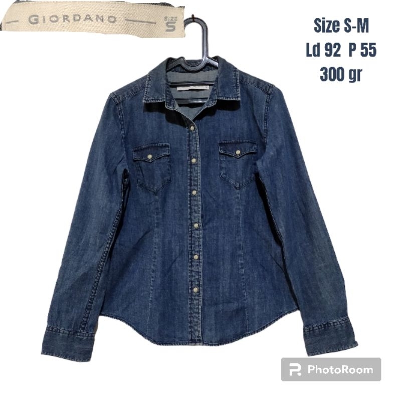 giordano atasan kemeja jeans wanita