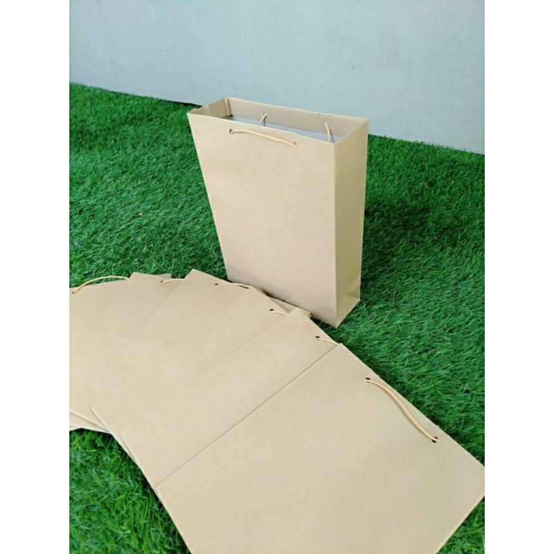 

paperbag tas kertas ukuran mini 16x5x20 cm