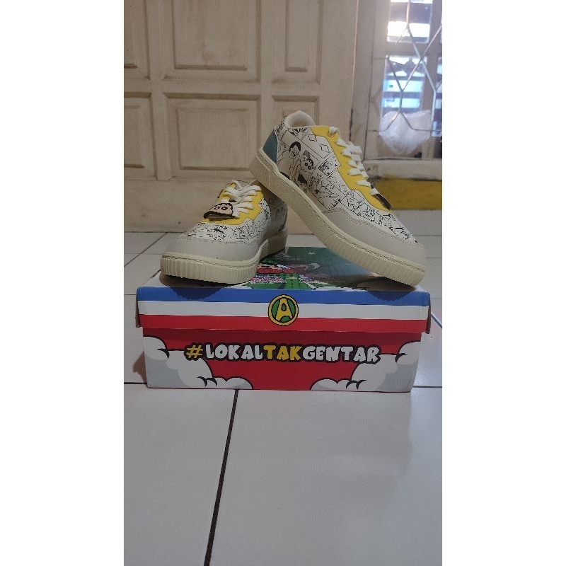 AEROSTREET SHINCHAN x TAHILALAT 1 SIZE 42