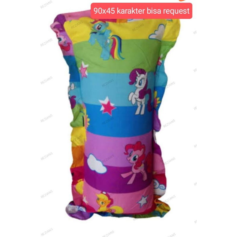sarung bantal cinta 90x45 karakter random