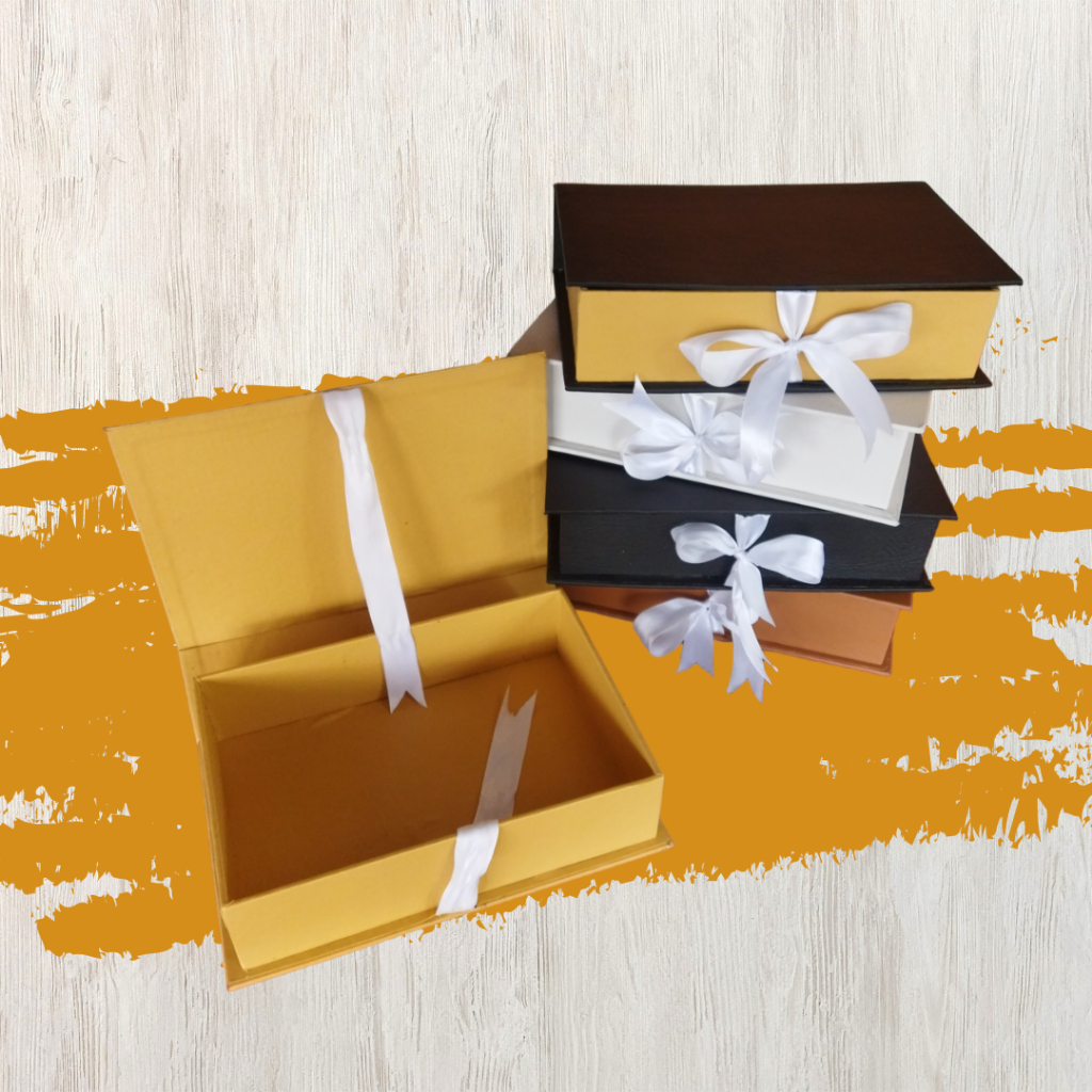 

Kotak Kado Hard Case - Box Seserahan Mahar - Kotak Souvenir Perhiasan
