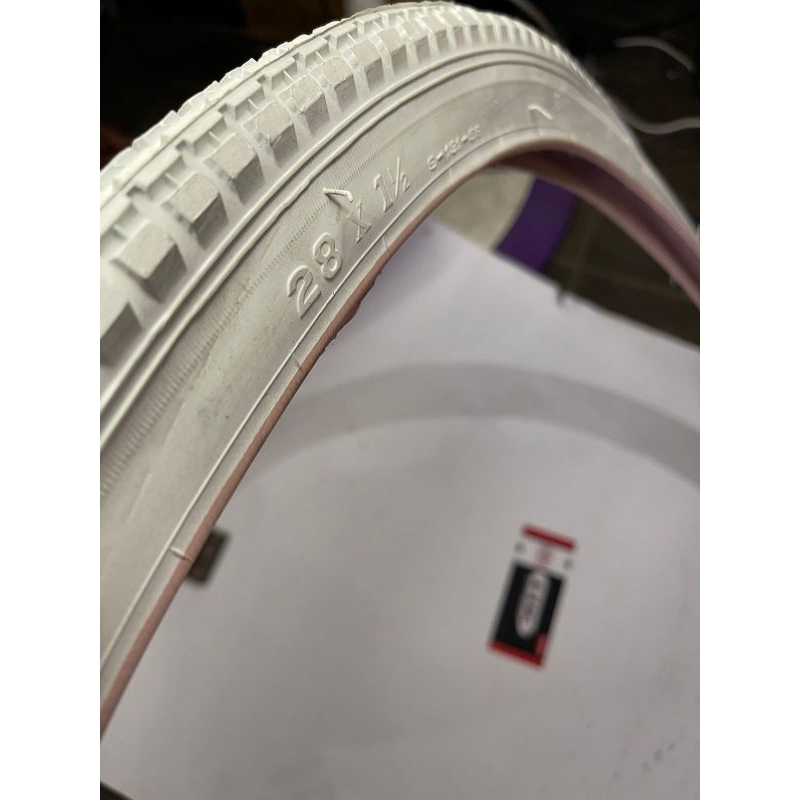 Ban Luar Sepeda ukuran 28 x 1 1/2 Swallow Putih Onthel Unto