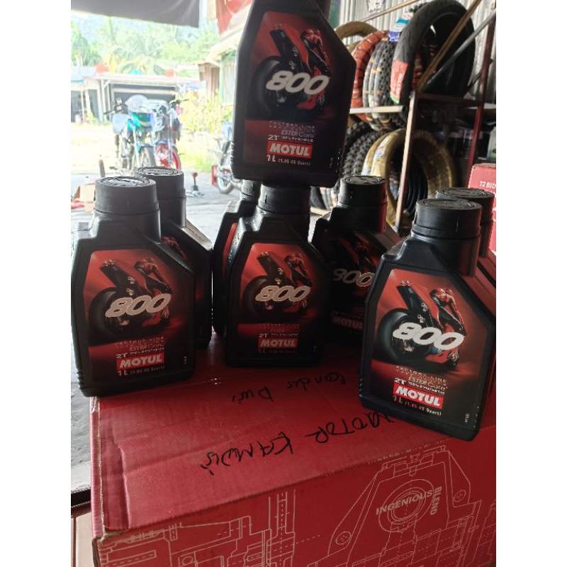oli motul 2T 800v original