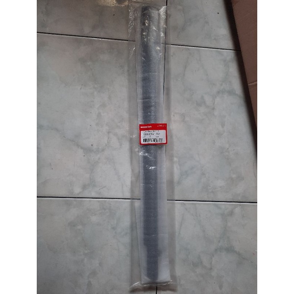 pelipit kaca pintu belakang honda brio 2015 2016 2017 2018 2019 2020 ori