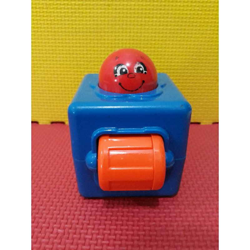 (preloved) Mainan anak bayi Fisher-Price activity cube