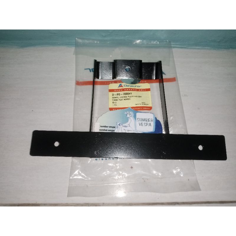 Dudukan Plat nomor Vespa / Pegangan Plat Nomor Vespa Exclusive/PX/PS