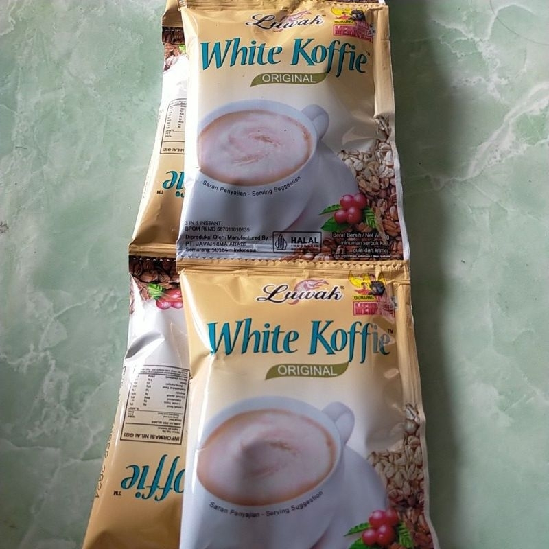 

luwak white coffe isi 10 pcs