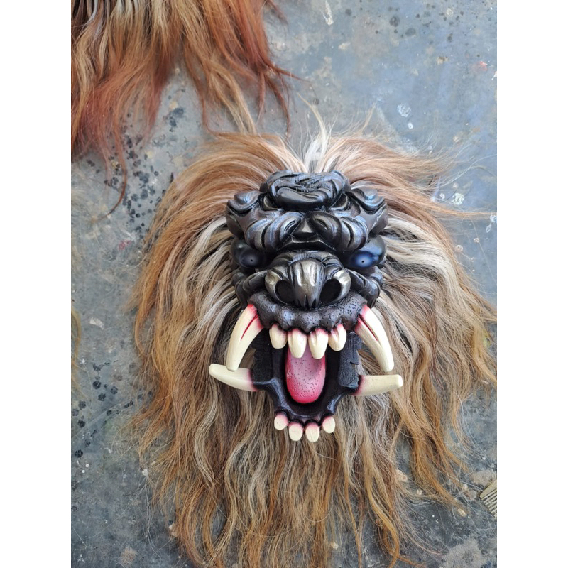 Topeng blegor rambut sapi