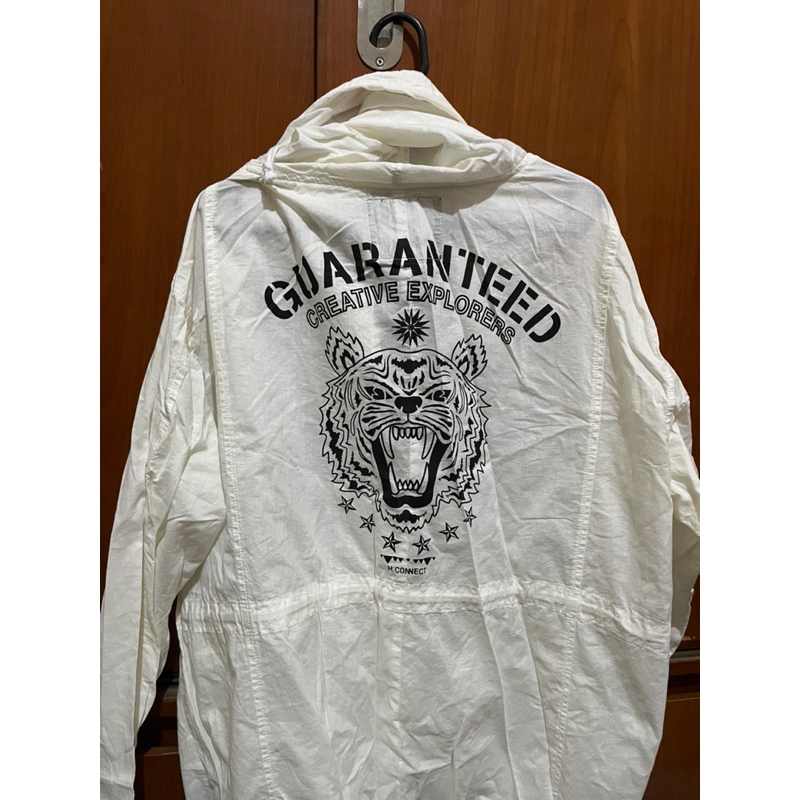 Jaket Outer Putih Backprint H:Connect Preloved