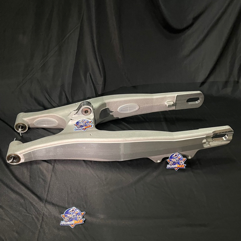 Swing Arm / Lengan Ayun KTM HUSQVARNA ENDURO Alumunium SUPERCOPY