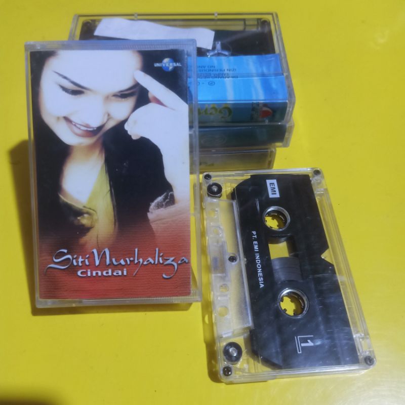 Kaset SITI NURHALIZA Cindai