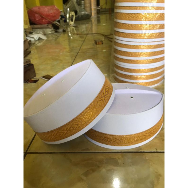 peci kopiah asagopah putih plat Bugis
