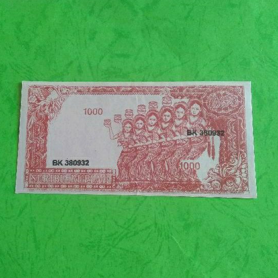 Uang kuno 1000 Soekarno Menggulung Merah 6 Penari