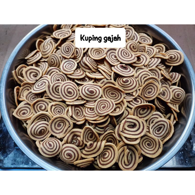 

Kuping Gajah 1KG / Kupingan camilan jadul / Kuping gajah renyah / kuping gajah manis / kupingan gajah kiloan